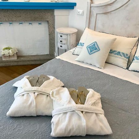 Palmasera Charming Rooms กาลาโกโนเน ภายนอก รูปภาพ